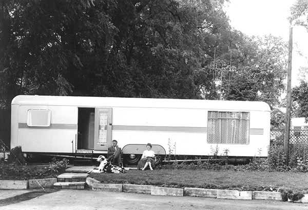 allens older caravan